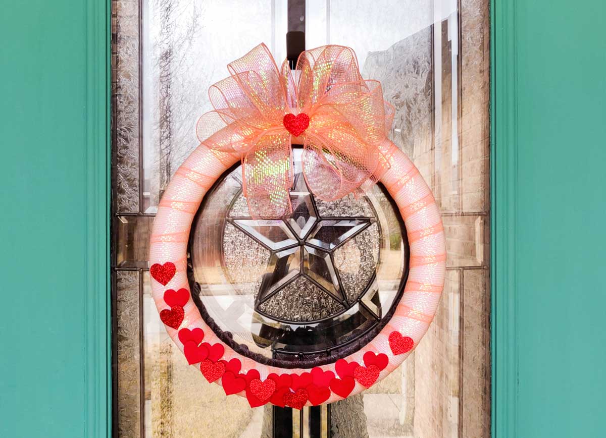 Artfuldays valentine confetti wreath